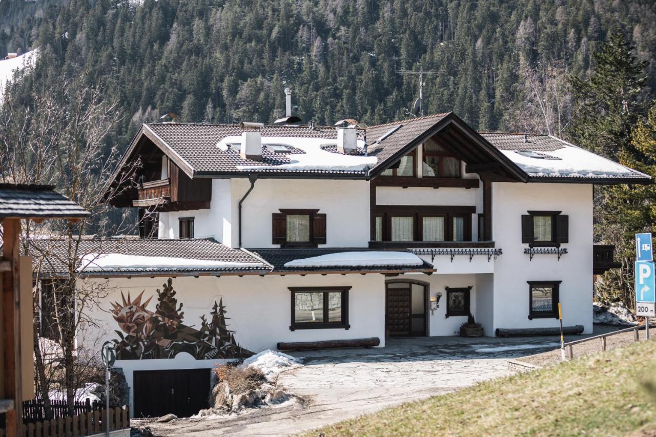 Kronplatz Lodge Dolomites San Vigilio Di Marebbe Exterior foto